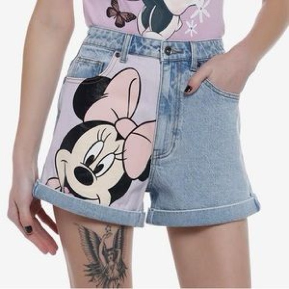 Disney Minnie Mouse Y2K Mom Jean Short Size 11 - Like New worn once - Picture 2 of 6
